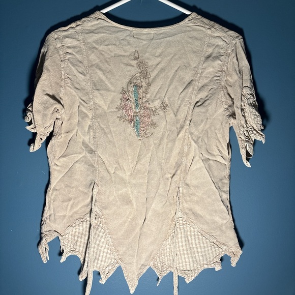Kaktus Beige Embroidered Vintage Boho Button Down Shirt - Picture 4 of 8